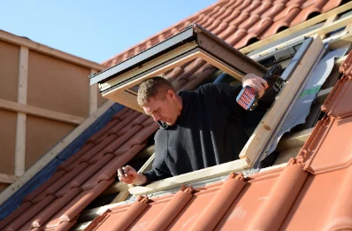 Pose de fenêtres de toit Velux à Guerlédan
